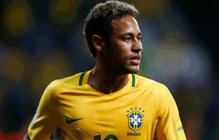 Neymar (Brazil) : Brazilian Superstar