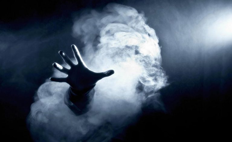 6 Ways to call a Spirit or Ghost but think a 1000 times before practicing them