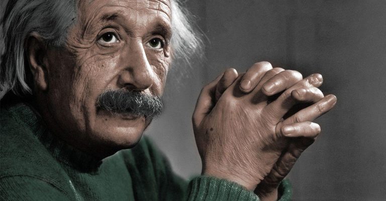 10 MOTIVATIONAL QUOTES BY The Father Of Modern Physics Albert Einstein