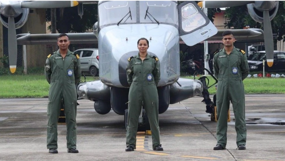 Sub-lieutenant Shivangi became the Indian Navy's first woman pilot
