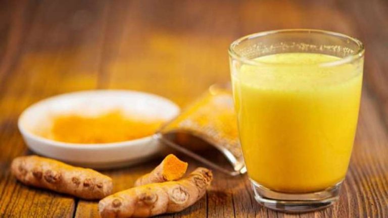 Add one glass of Turmeric Milk daily in your diet. Why? Read Here