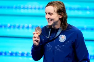 Katie Ledecky Dominates 1500m Freestyle at 2024 Olympics