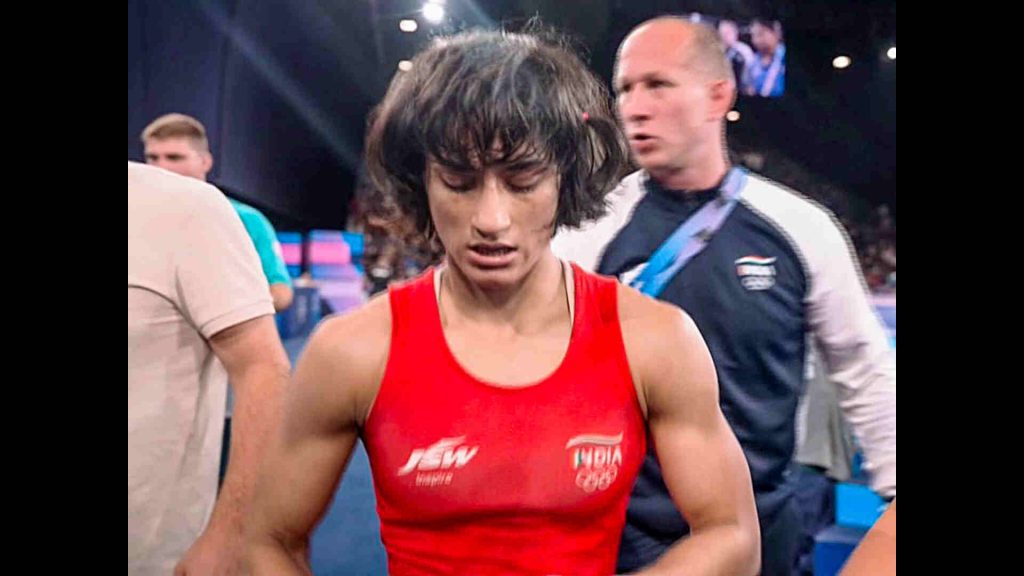 Shocking Exit Of Vinesh Phogat, Disqualified Over 100 Grams