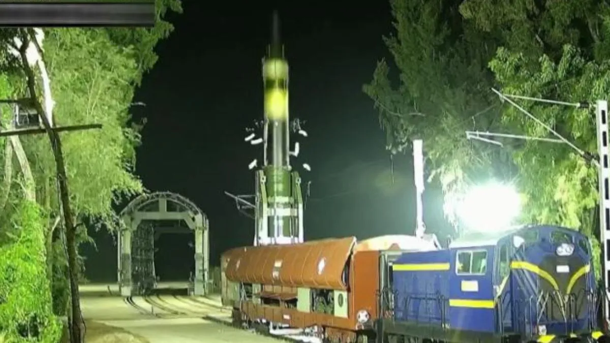 India Tests Agni-Prime Missile Fired from Rail-Based System